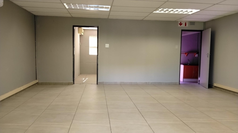 To Let Commercial Property for Rent in Safari Gardens North West